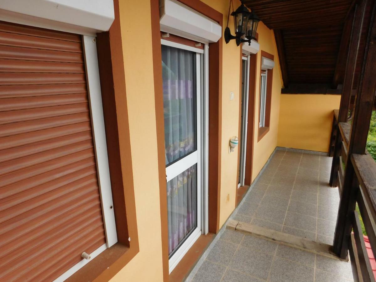 Pensiunea Casa Domnitei Бая де Фиер Екстериор снимка